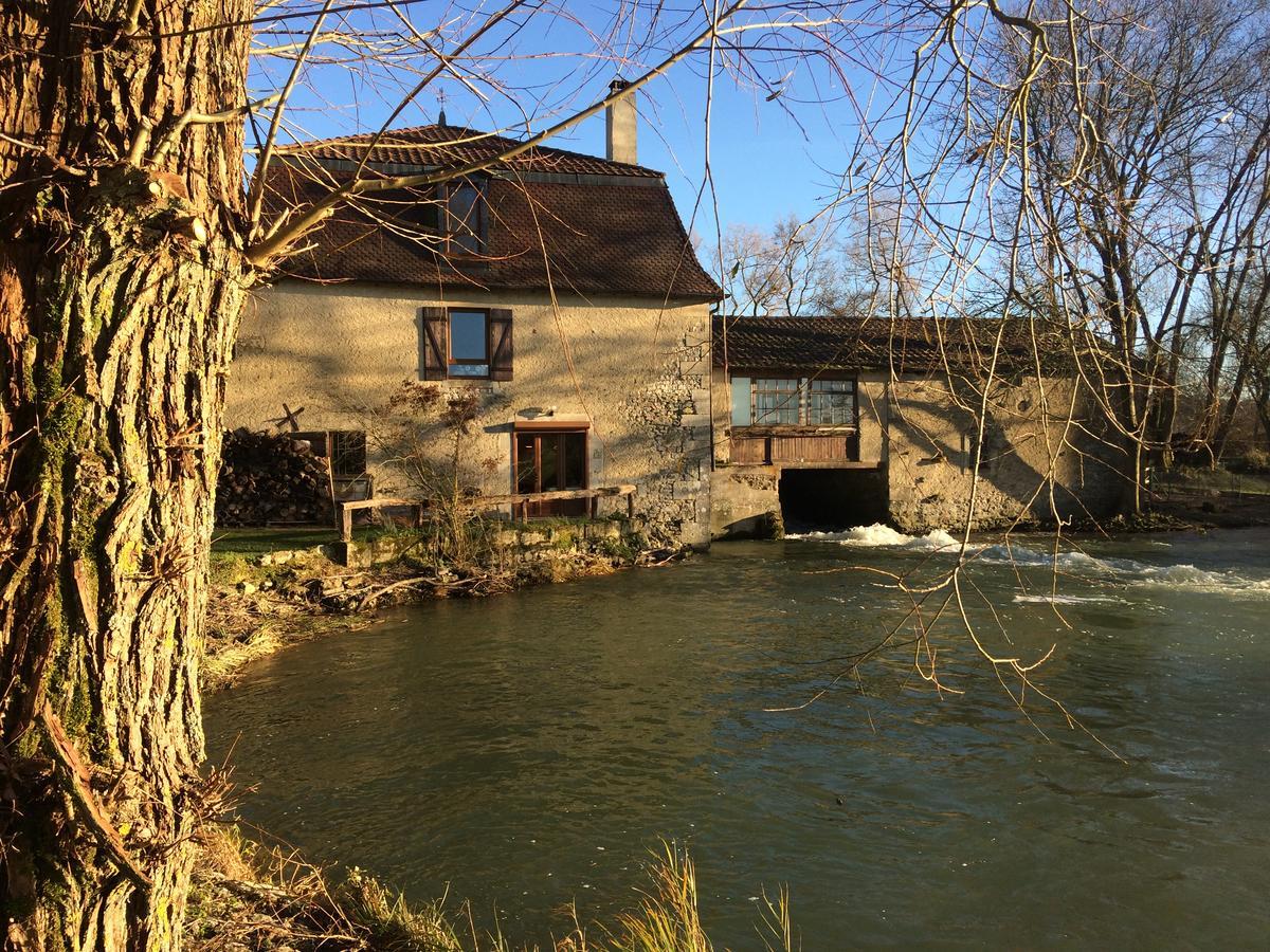 Logis Hotel Le Chantoiseau Chaumont-sur-Aire Exterior photo